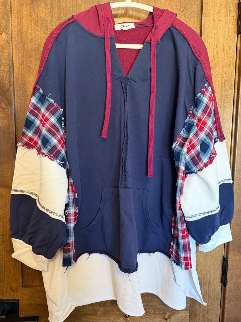 Bluevelvet Navy maroon hoodie size L - NEW